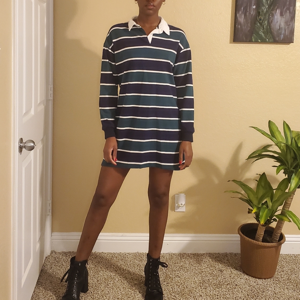 Long-sleeved dress